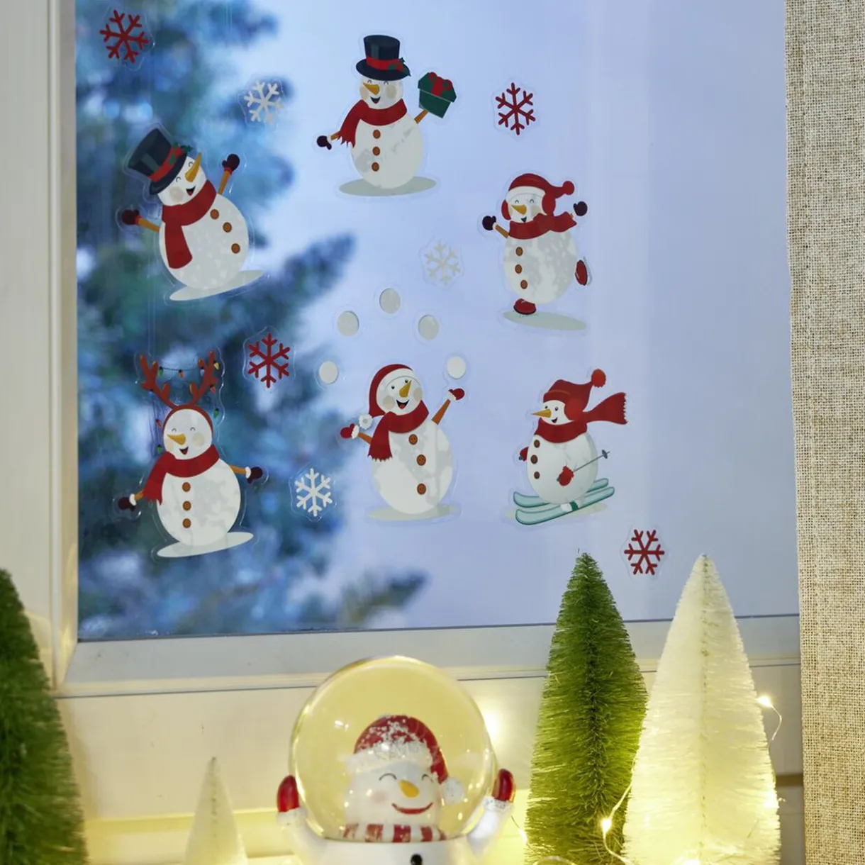 Gifi Décoration fenêtre Noël électrostatique bonhomme de neige ou pain d'épices^ Décoration De Fenêtre