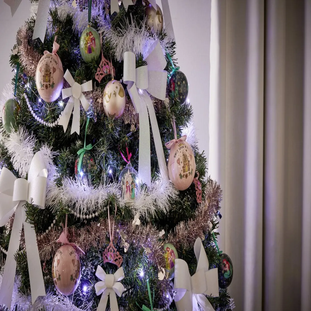 Gifi Guirlande de Noël scintillante Princesses Disney rose 3m^ Décoration Sapin