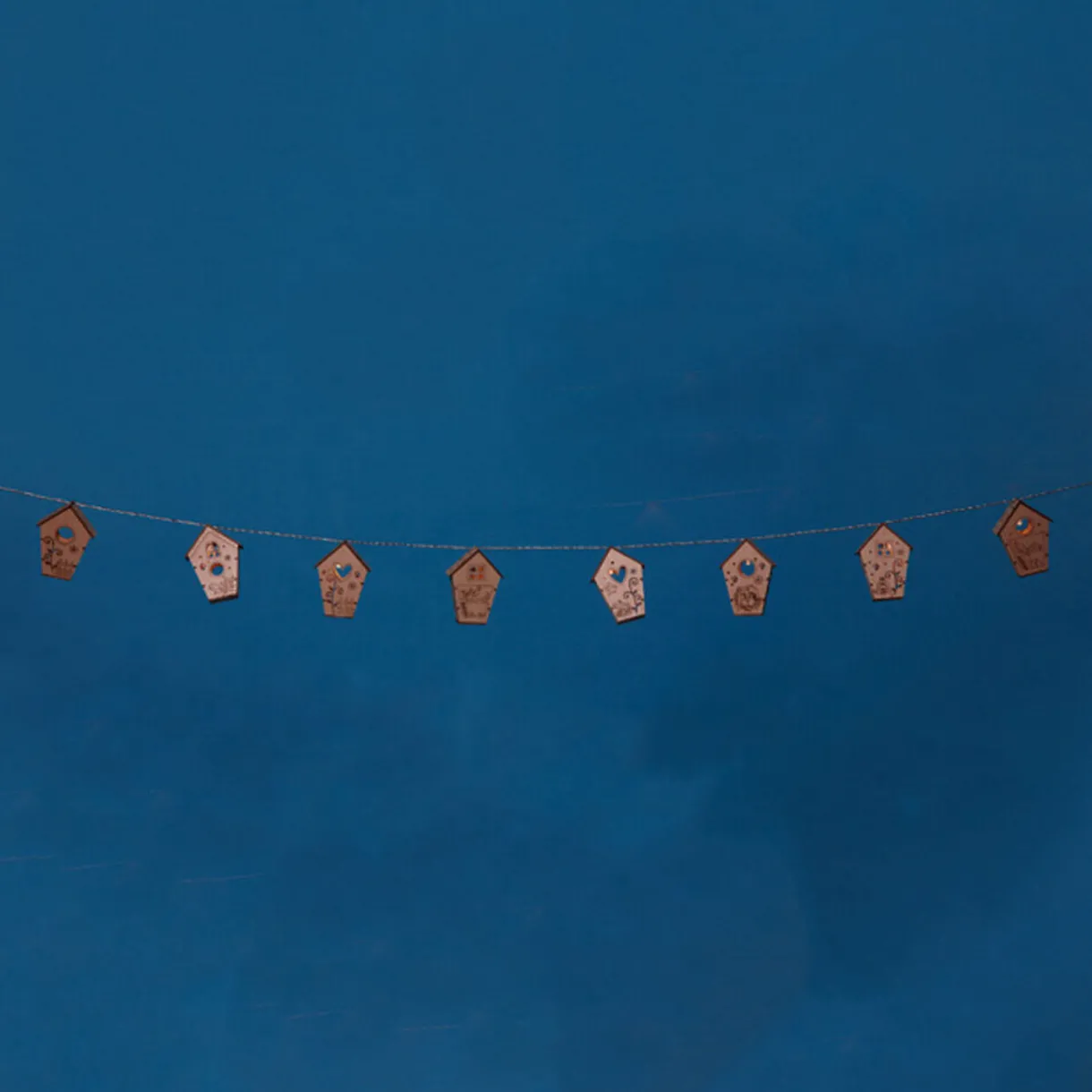 Gifi Guirlande électrique maisons blanches fixes 1,35 m^ Décoration Extérieure De Noël