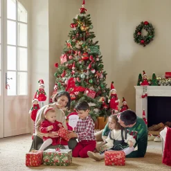 New Gifi Lutin en bois à suspendre L10cm - 2 modèles fille ou garçon