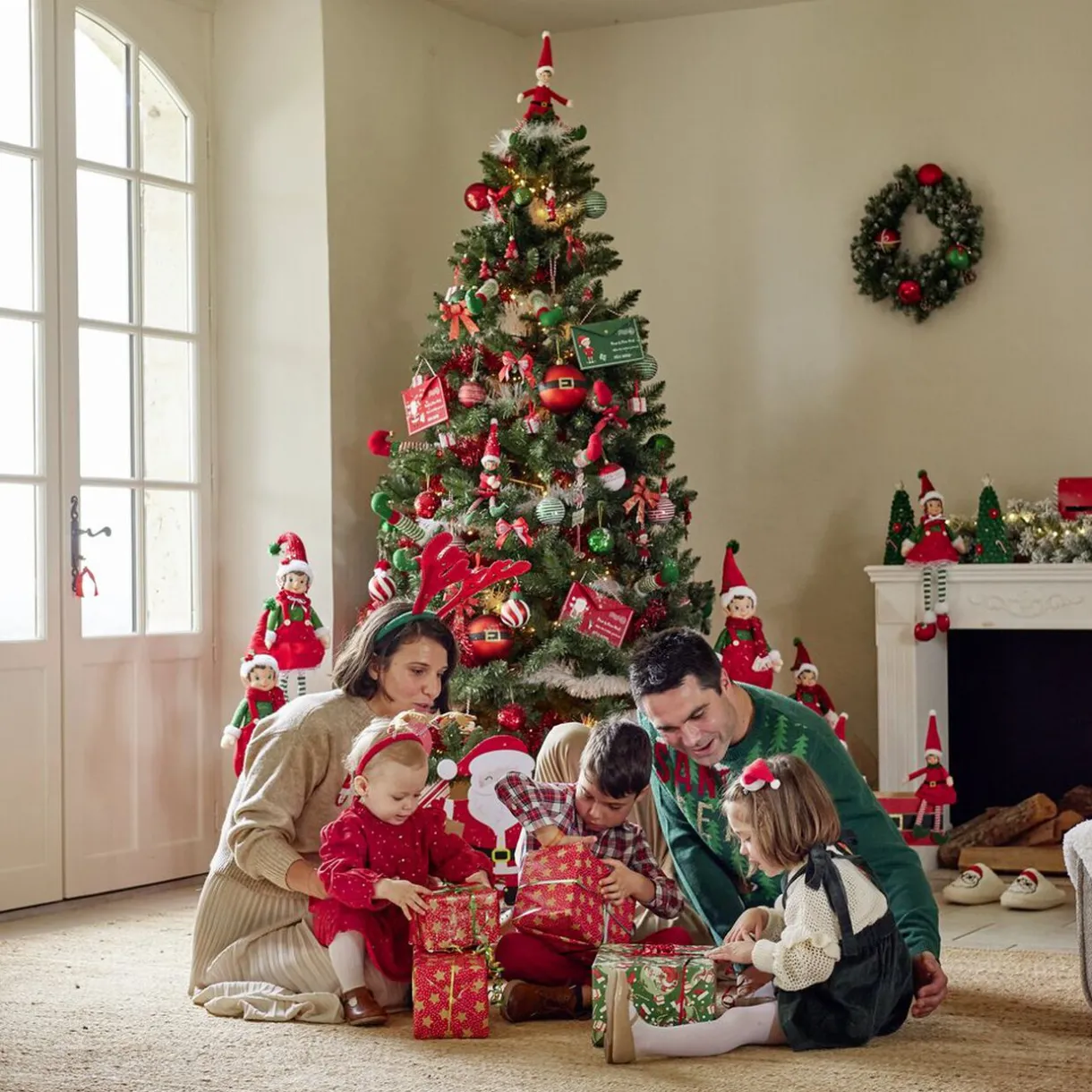 Gifi Lutin farceur mini fille à suspendre H14cm