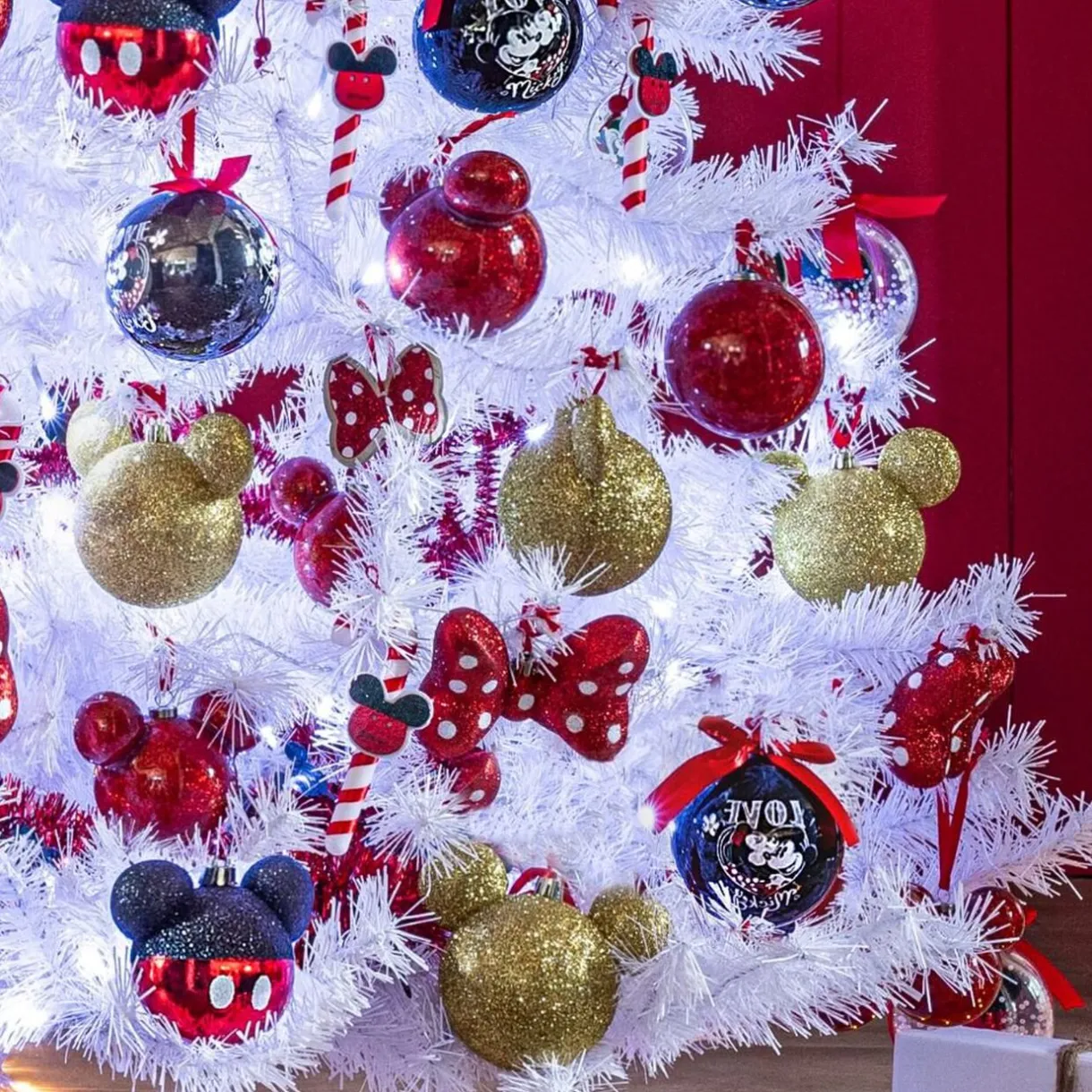 Gifi Noeud papillon Disney Minnie rouge et blanc à suspendre 11xH8,5cm^ Décoration Sapin